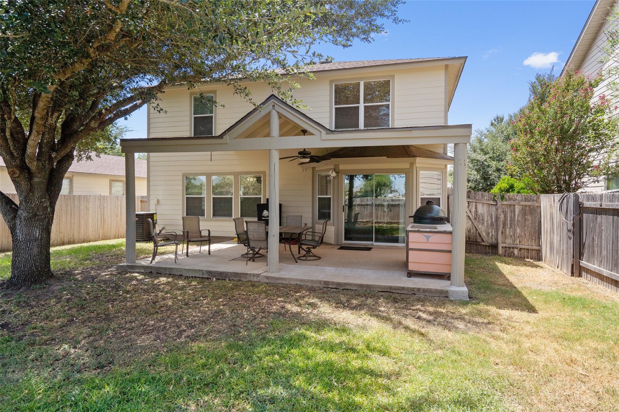 4010 Kings Canyon DR — photo 3
