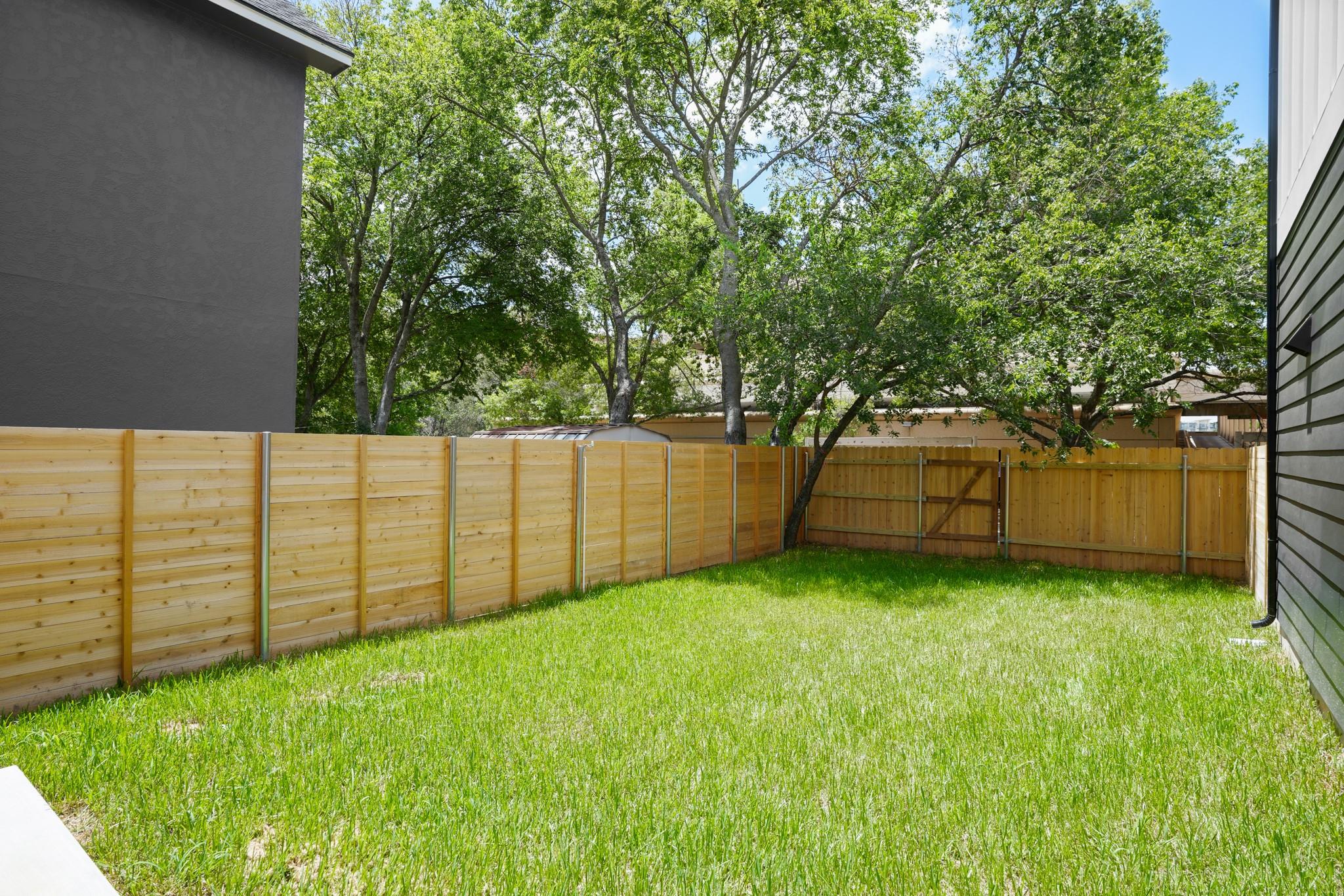 913 Capitol CT #1 — photo 4