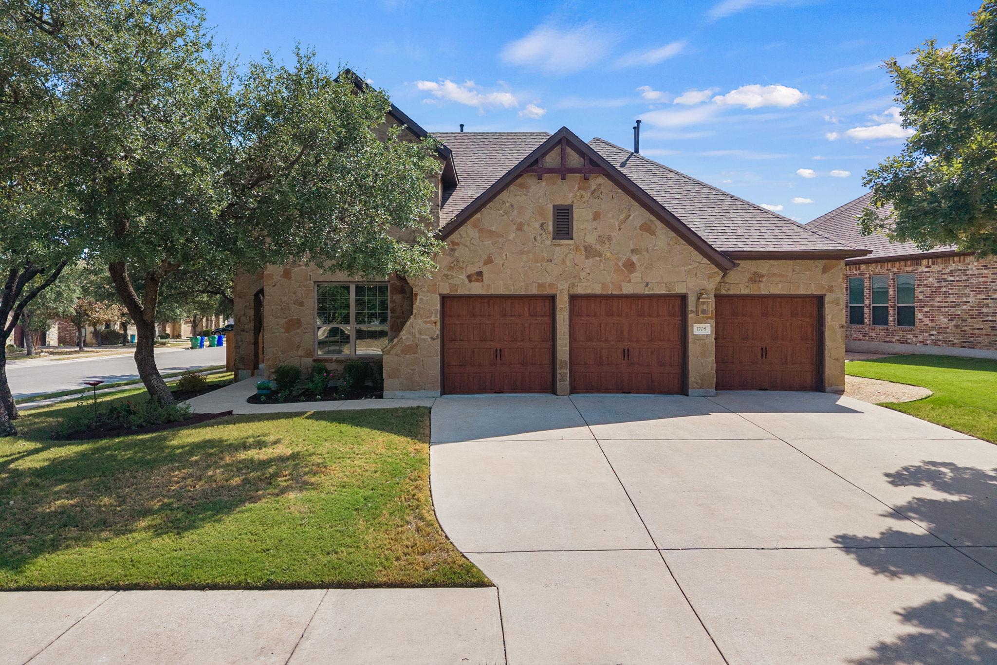 1708 Ambling TRL — photo 3