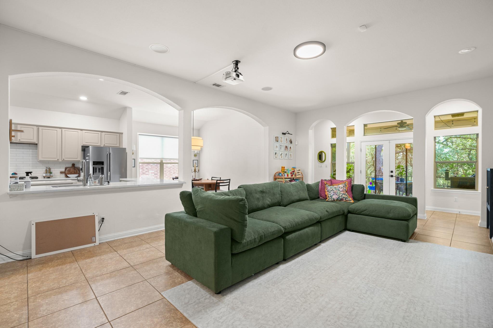 4613 Pyrenees PASS — photo 4