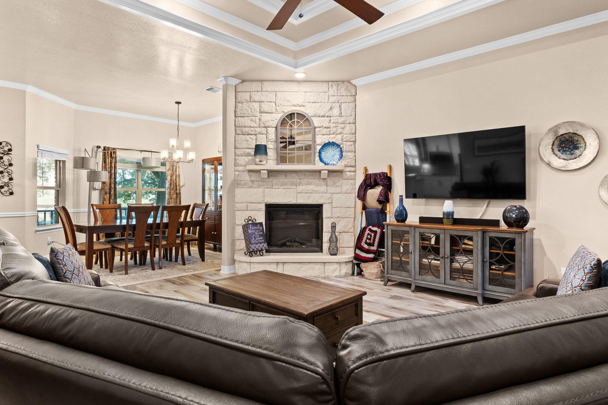 8408 Elander DR — photo 4