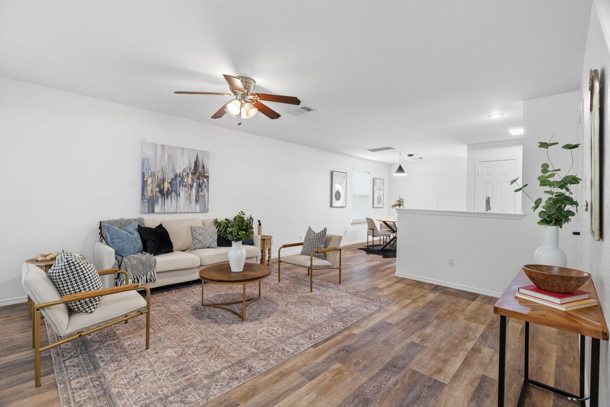 2301 Melissa Oaks LN — photo 4