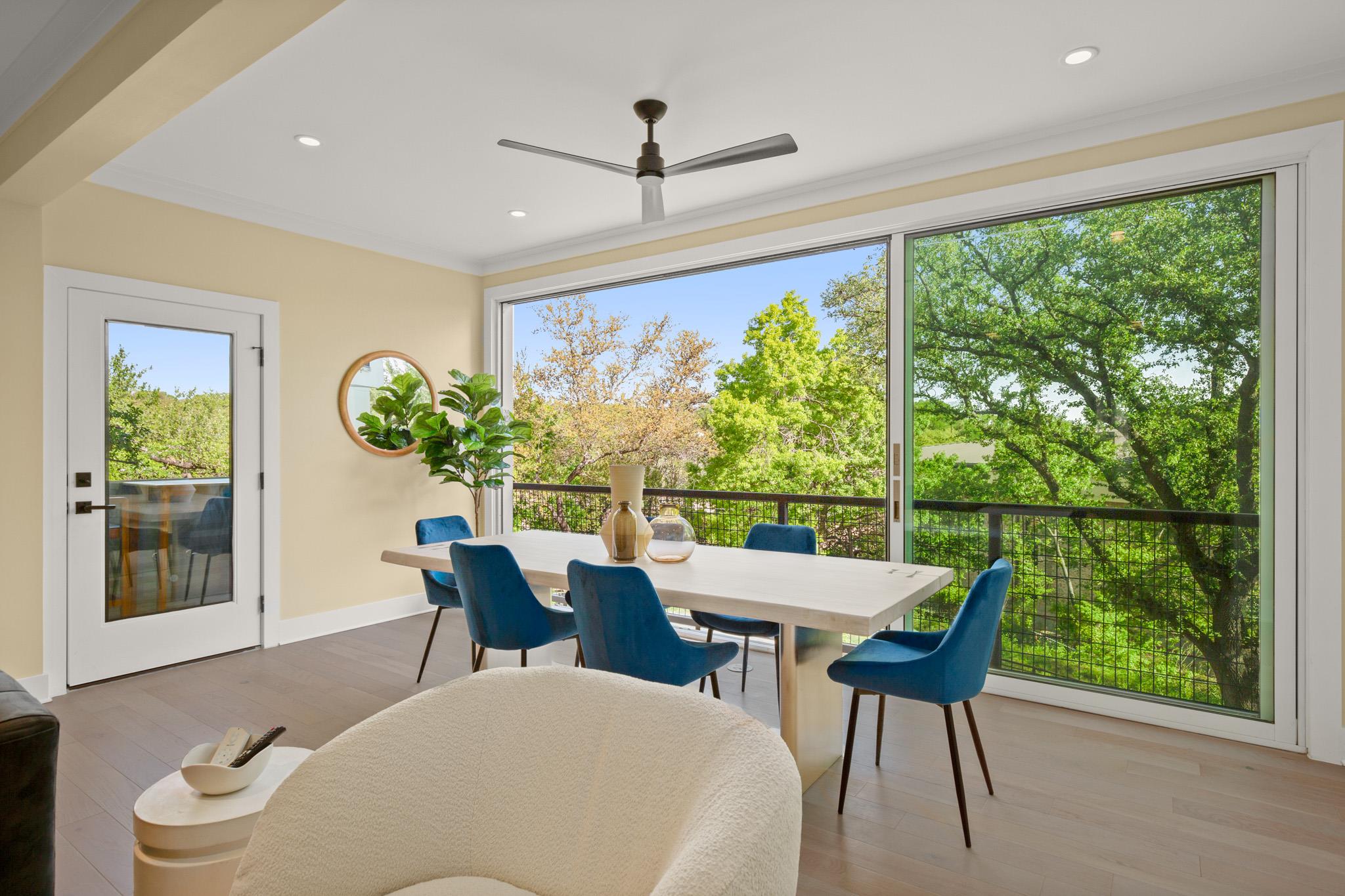 1405 Parkinson DR — photo 5