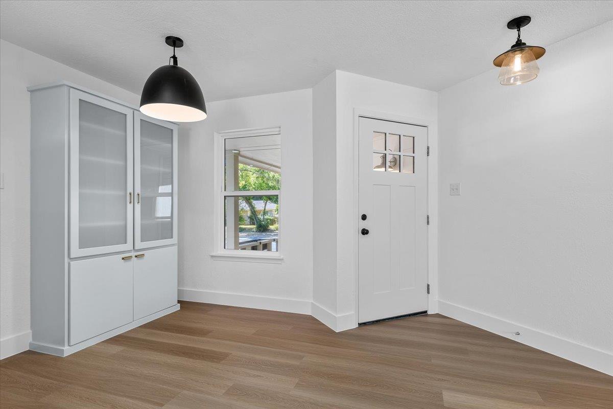 13000 Meadowheath CV — photo 3
