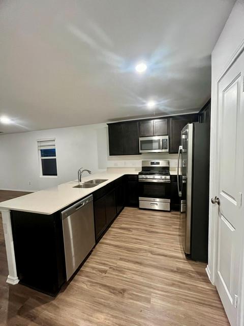 406 Halfmoon DR — photo 3