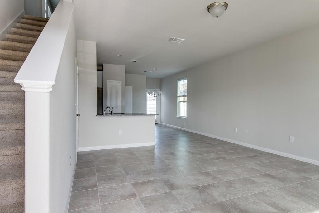 18404 Cumberland Gap BLVD — photo 5