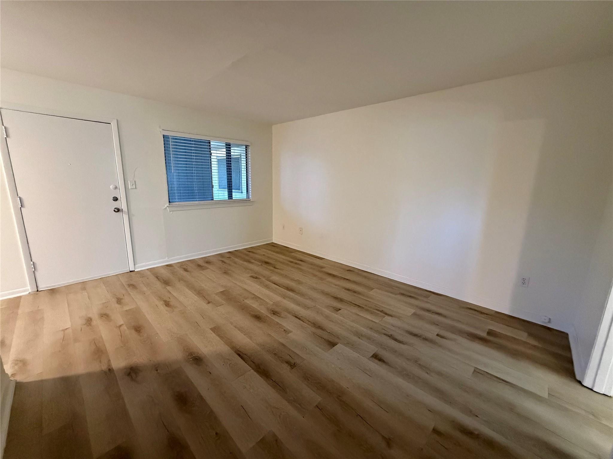 3106 Duval ST #305 — photo 4