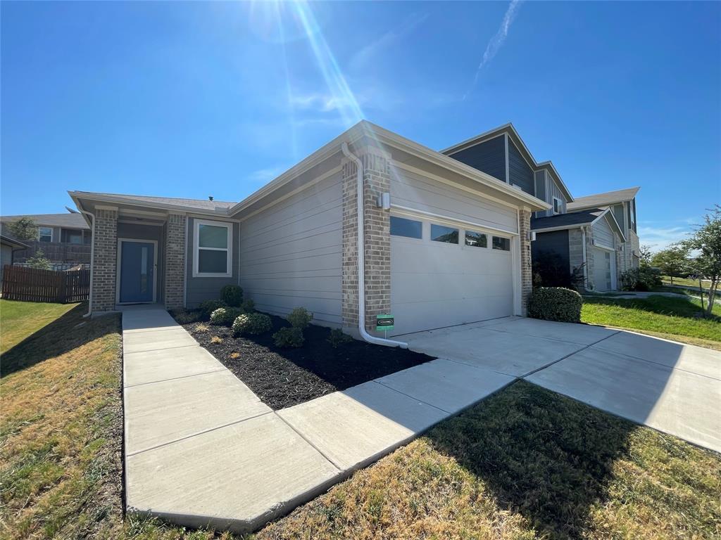 8125 Linnie LN — photo 3