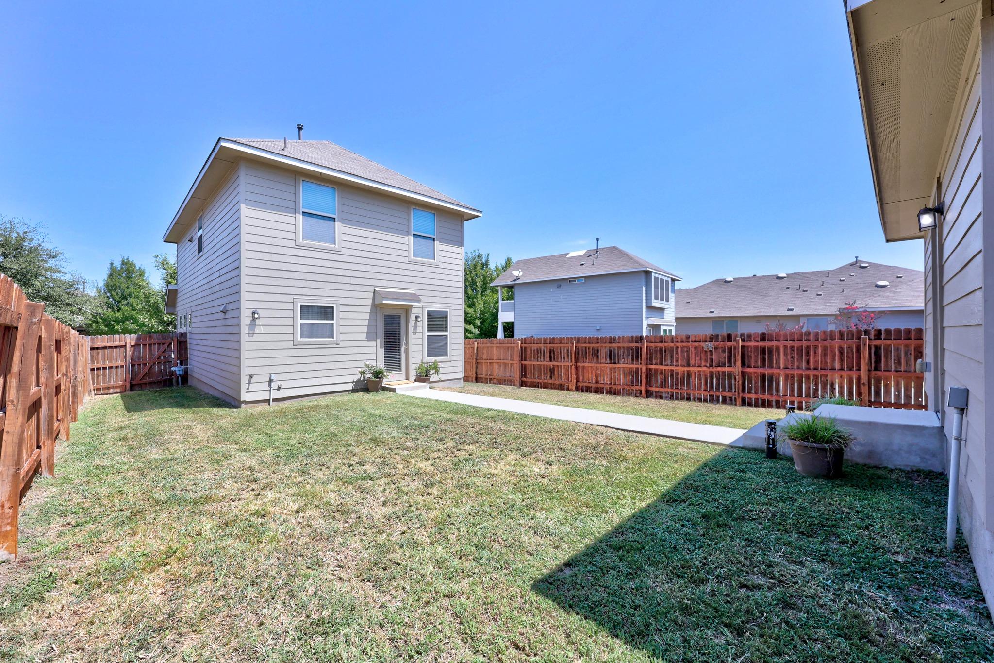 444 Brook DR — photo 4