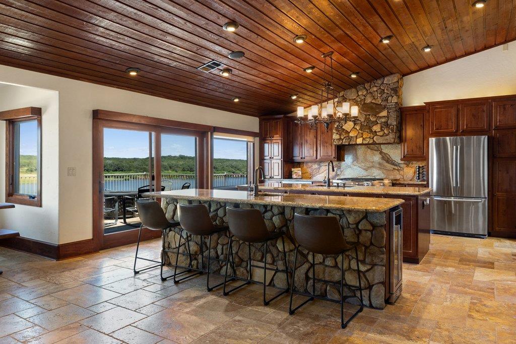 512 Harbor DR #7 — photo 5