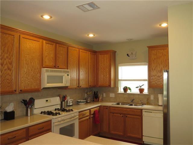 1024 Peyton PL — photo 4
