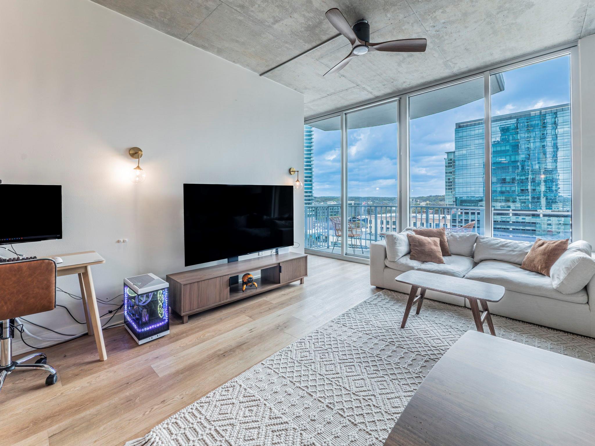 360 Nueces ST #1018 — photo 4