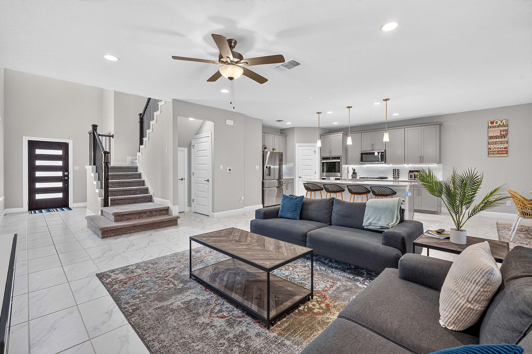 15820 Celosia ST — photo 3