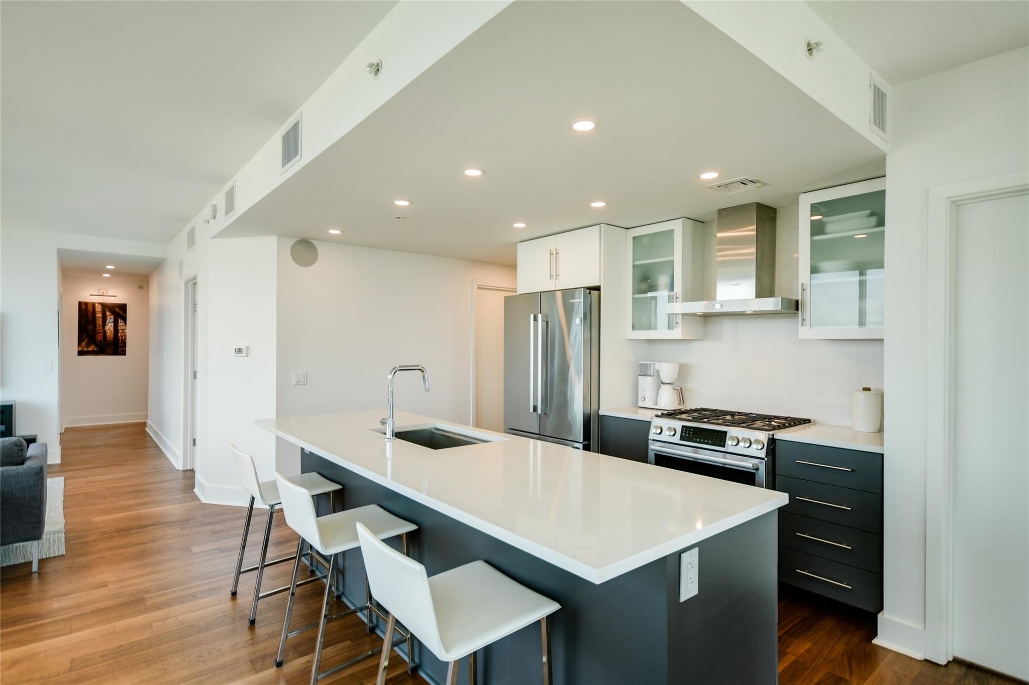 300 Bowie ST #1403 — photo 4