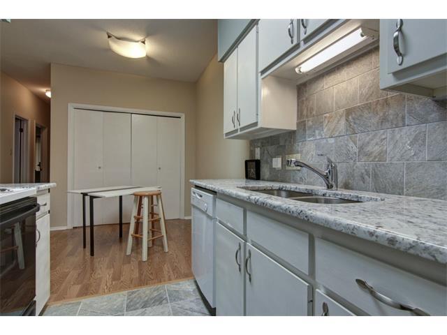 106 30th ST #207 — photo 3
