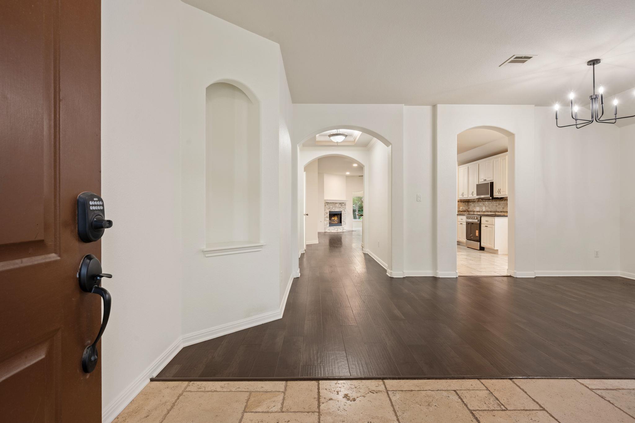 8113 Campeche Bay PL — photo 4