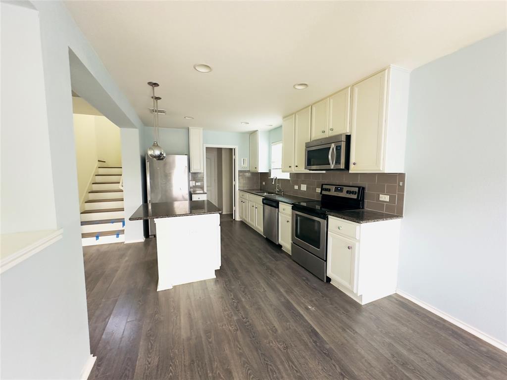 6613 Garden Rose PATH — photo 3