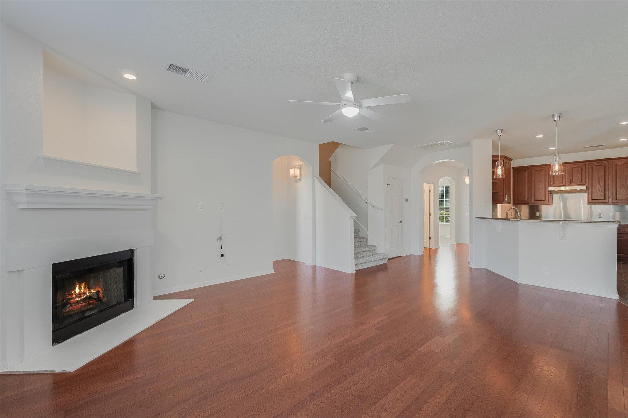 9316 Bavaria LN — photo 4