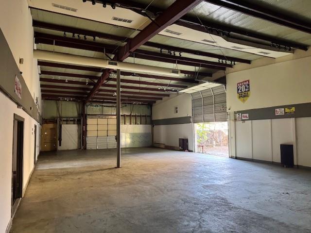 8231 Burnet RD — photo 5
