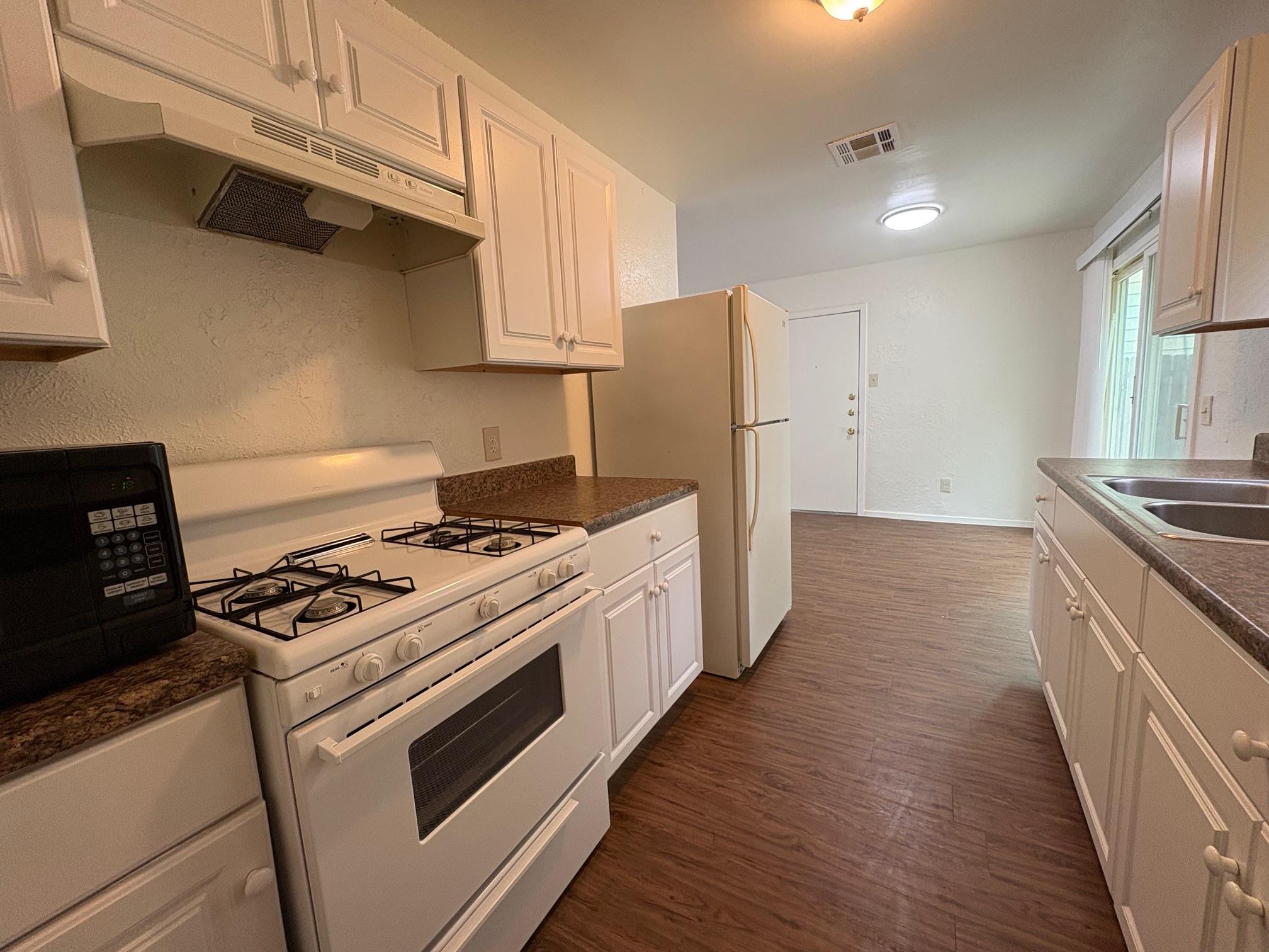 5105 Pepper LN — photo 4