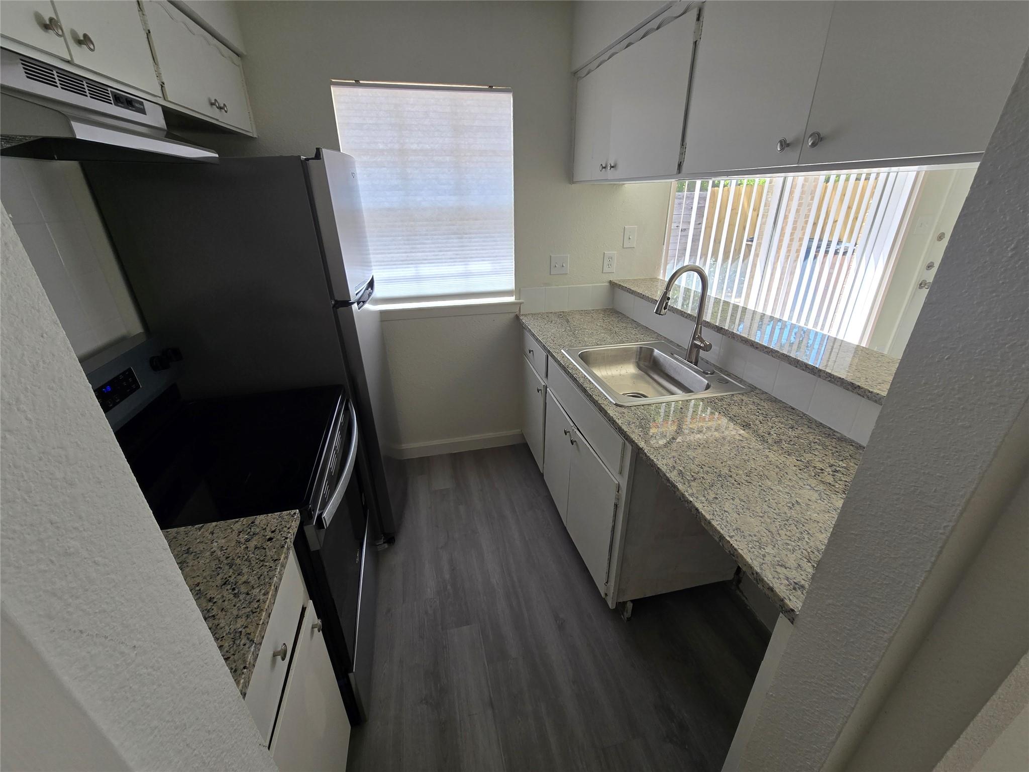 202 Northcrest CIR #D — photo 5
