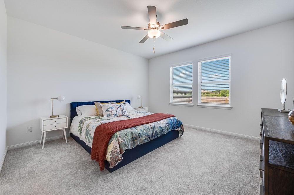 207 Crumpton WAY — photo 4