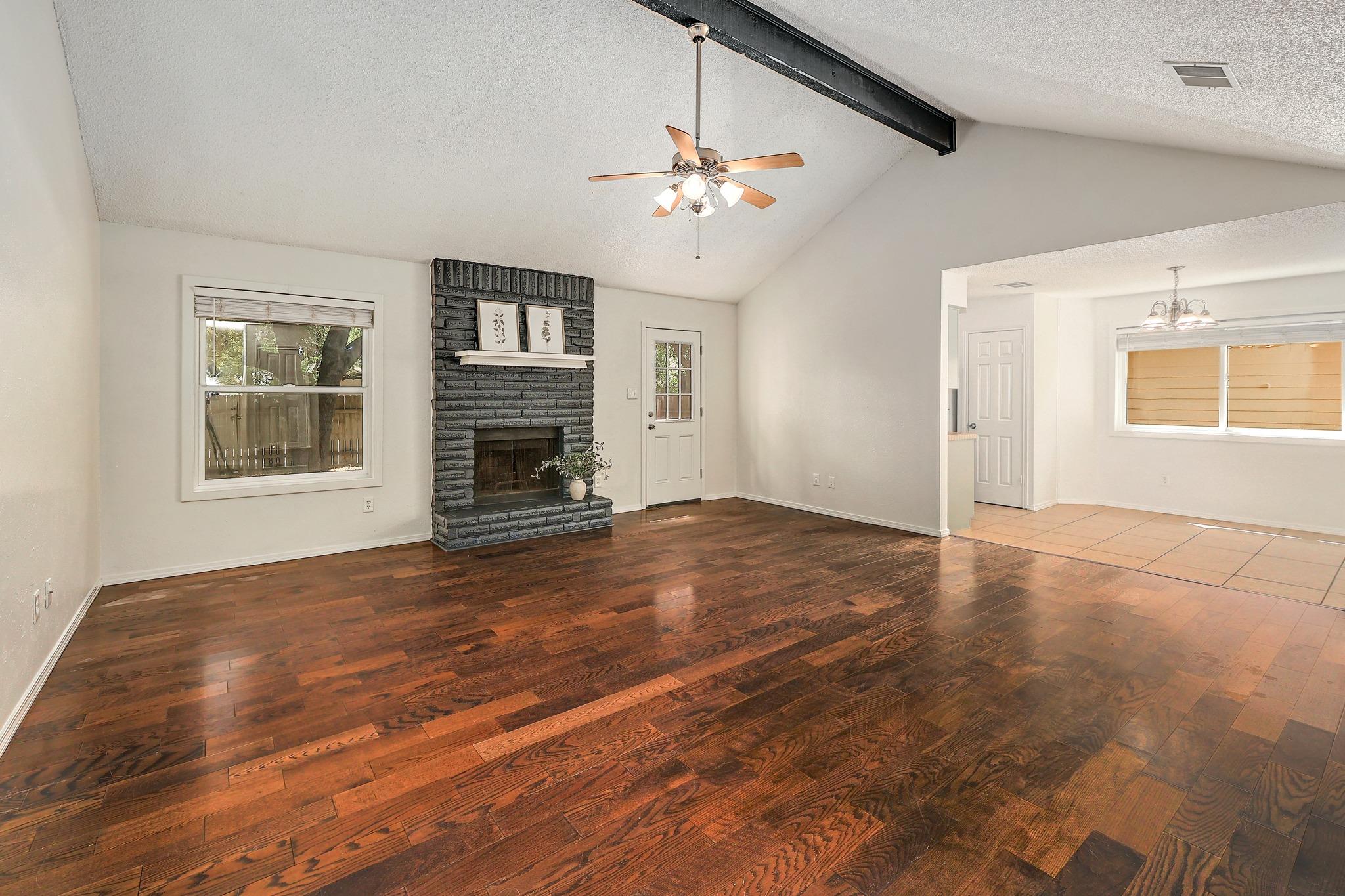 706 Milton CV — photo 4