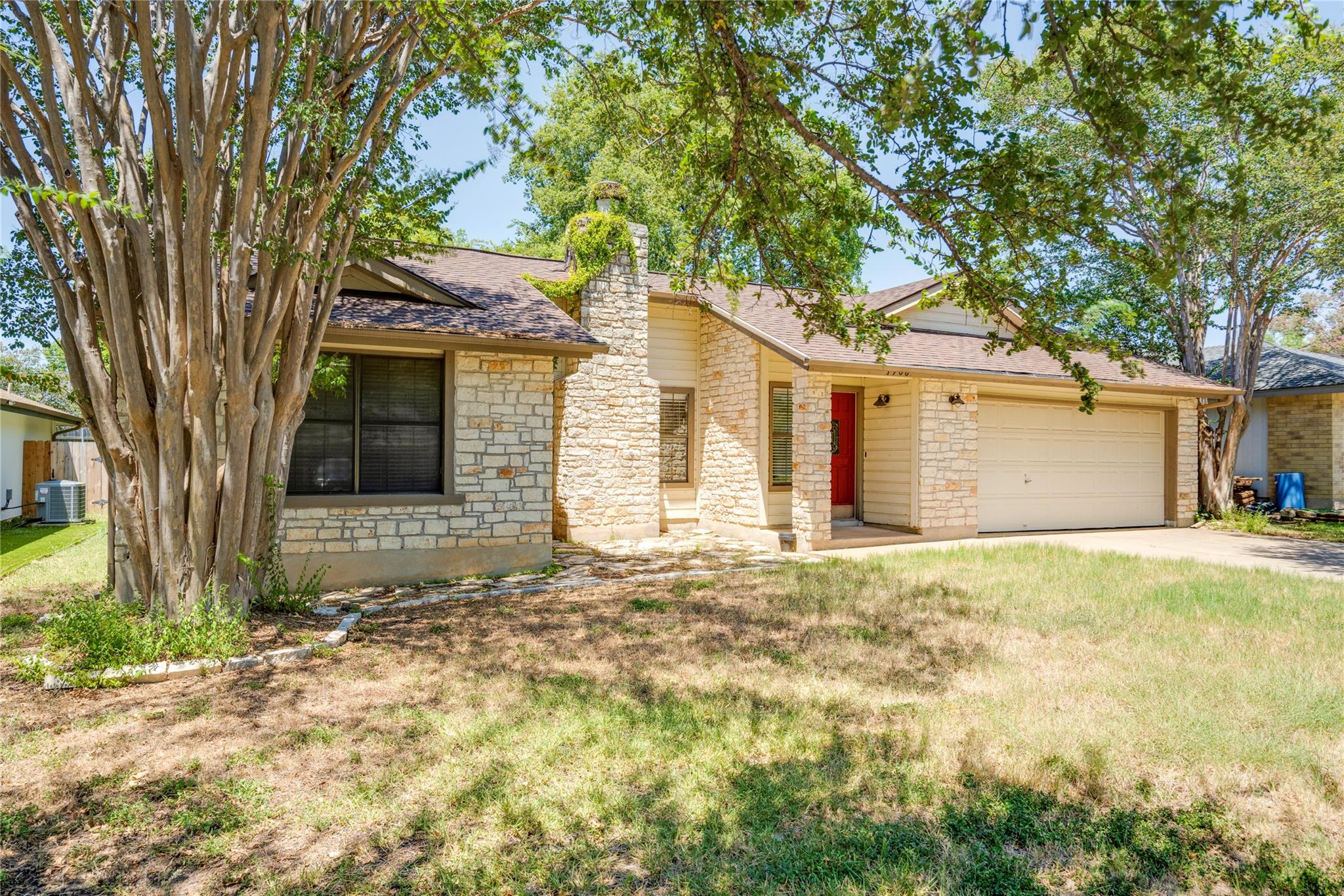 1708 Wild Horse LN — photo 4