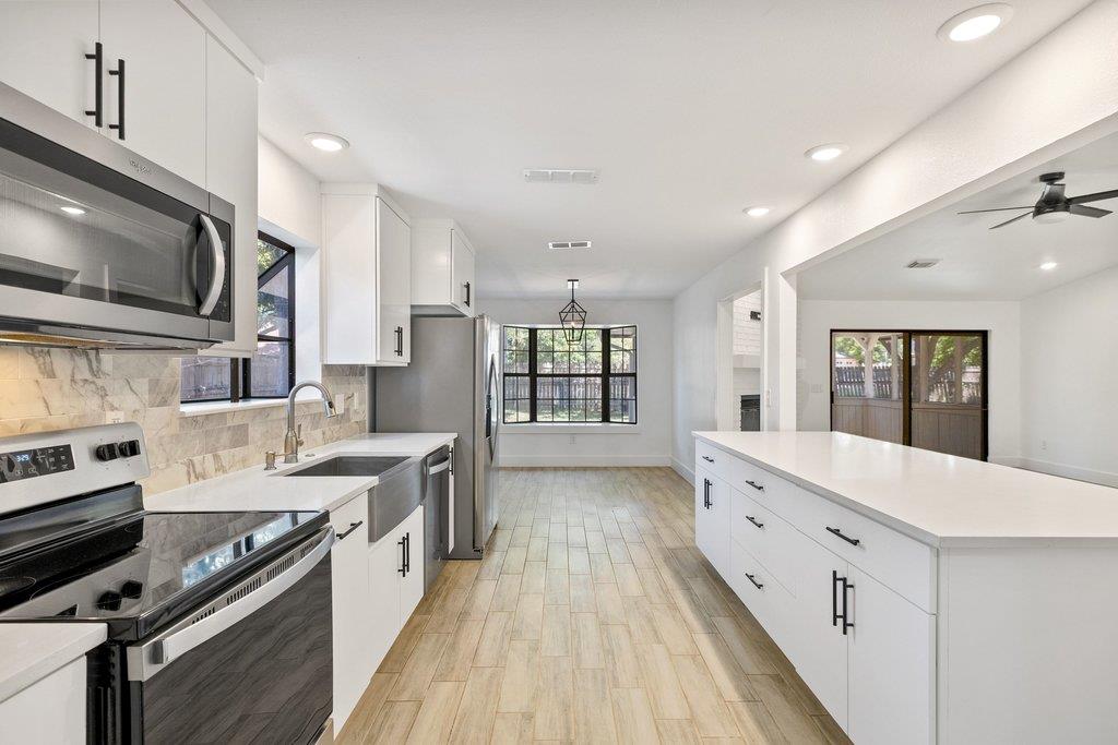 336 Columbine ST — photo 3