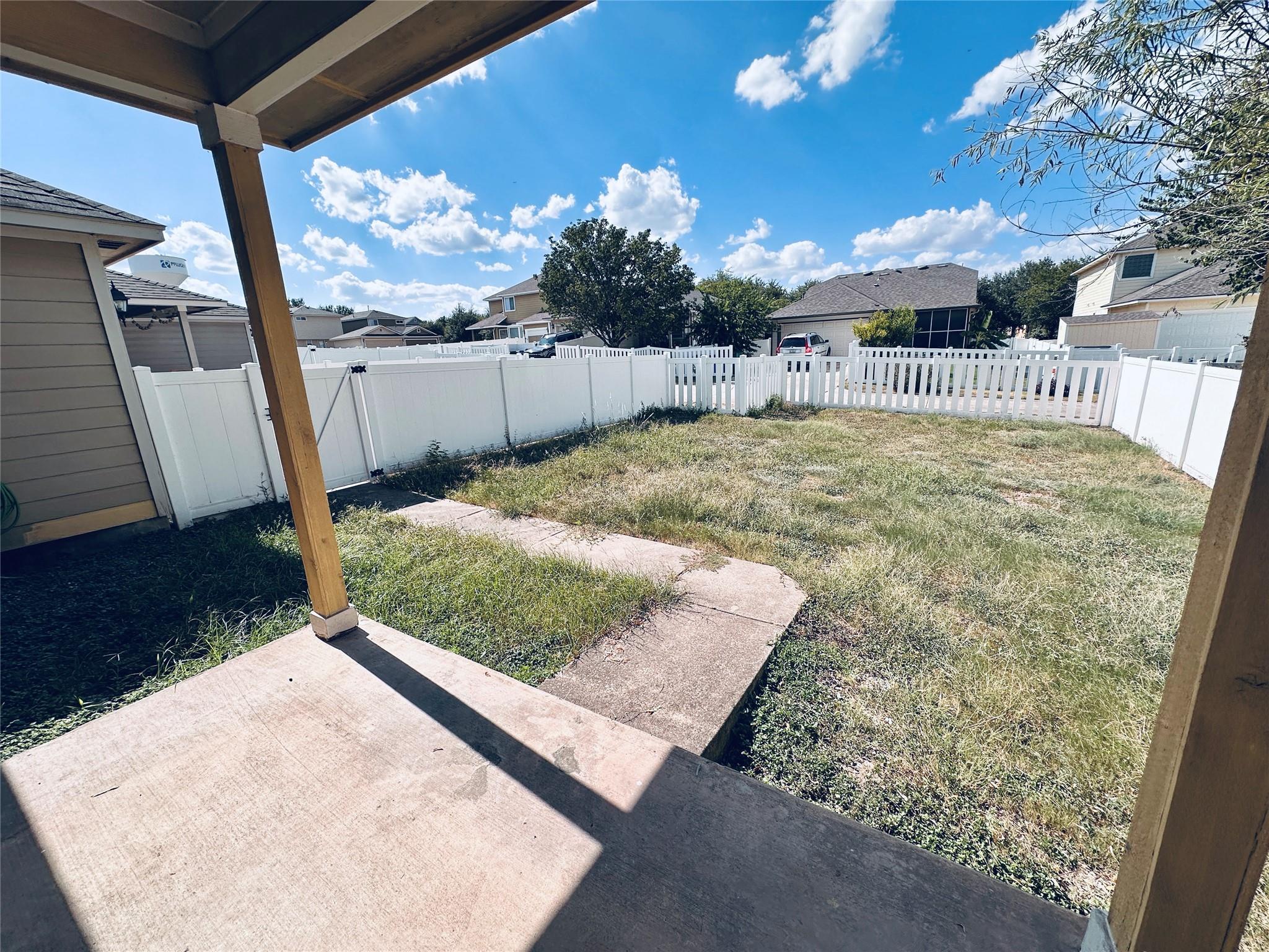 408 Yucca House DR — photo 3