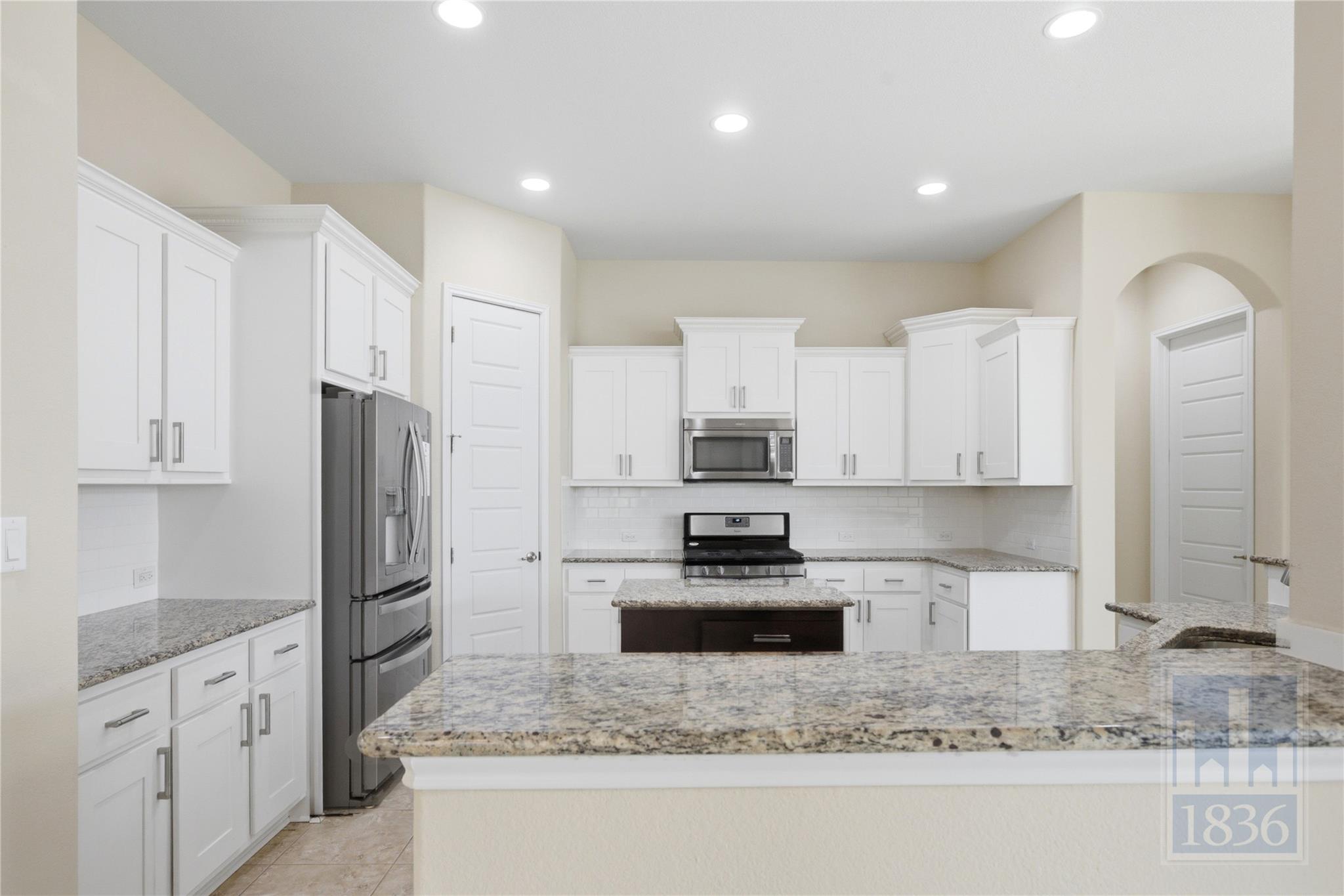 3805 Hidden Harbor DR — photo 5