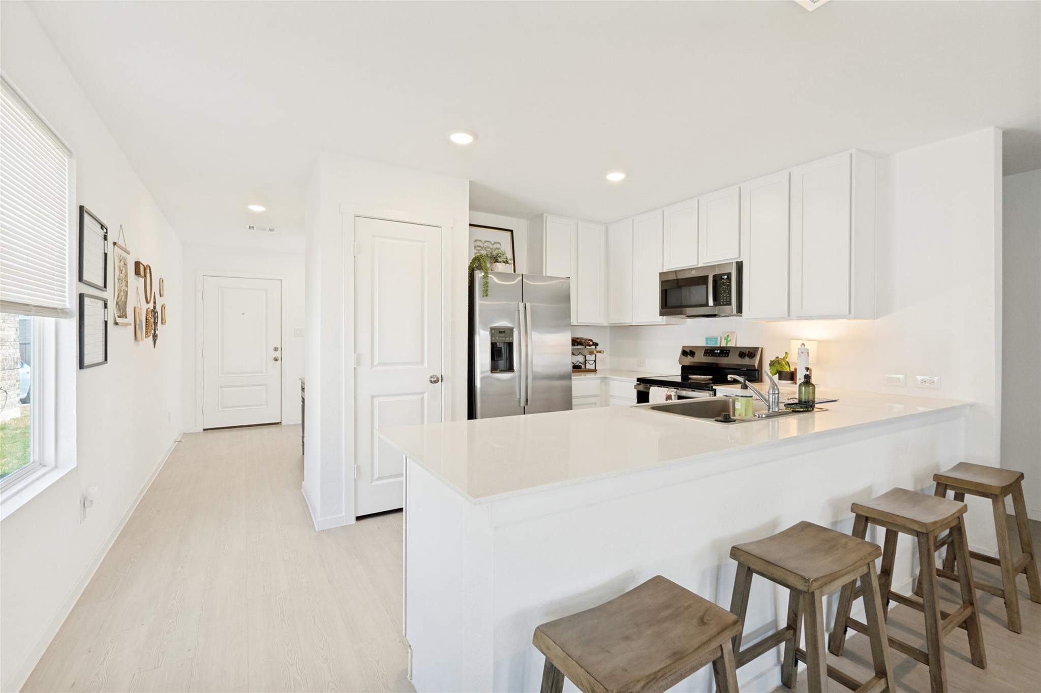 3326 Noir Ln LN — photo 5