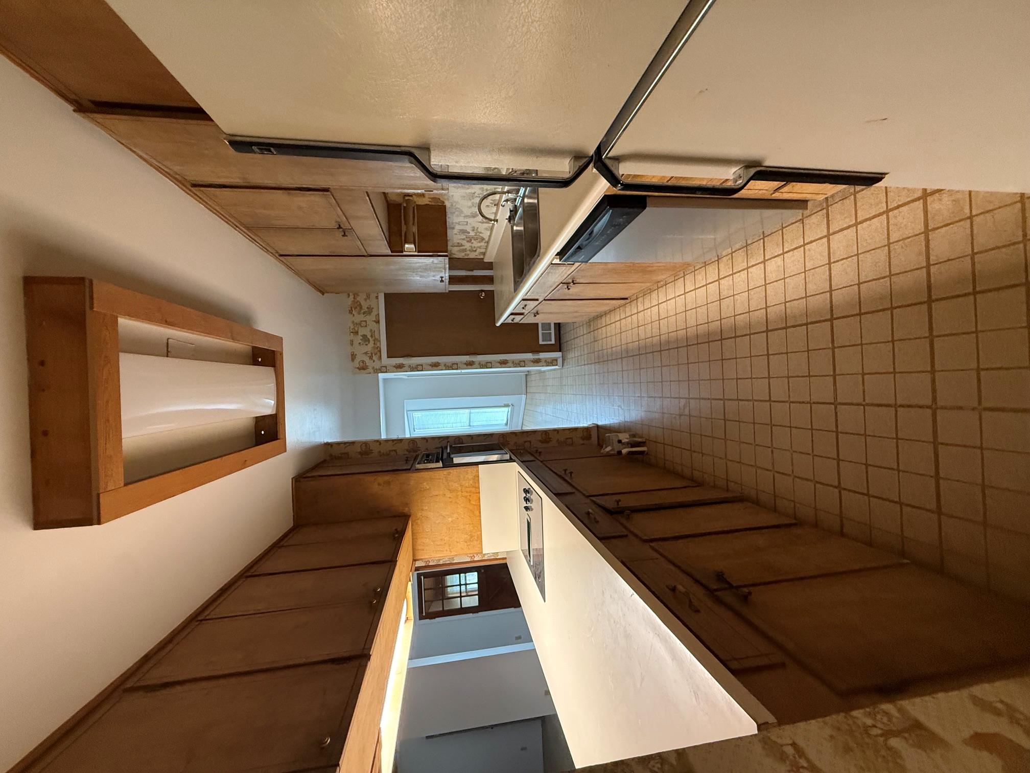 204 Circle C Ave — photo 3