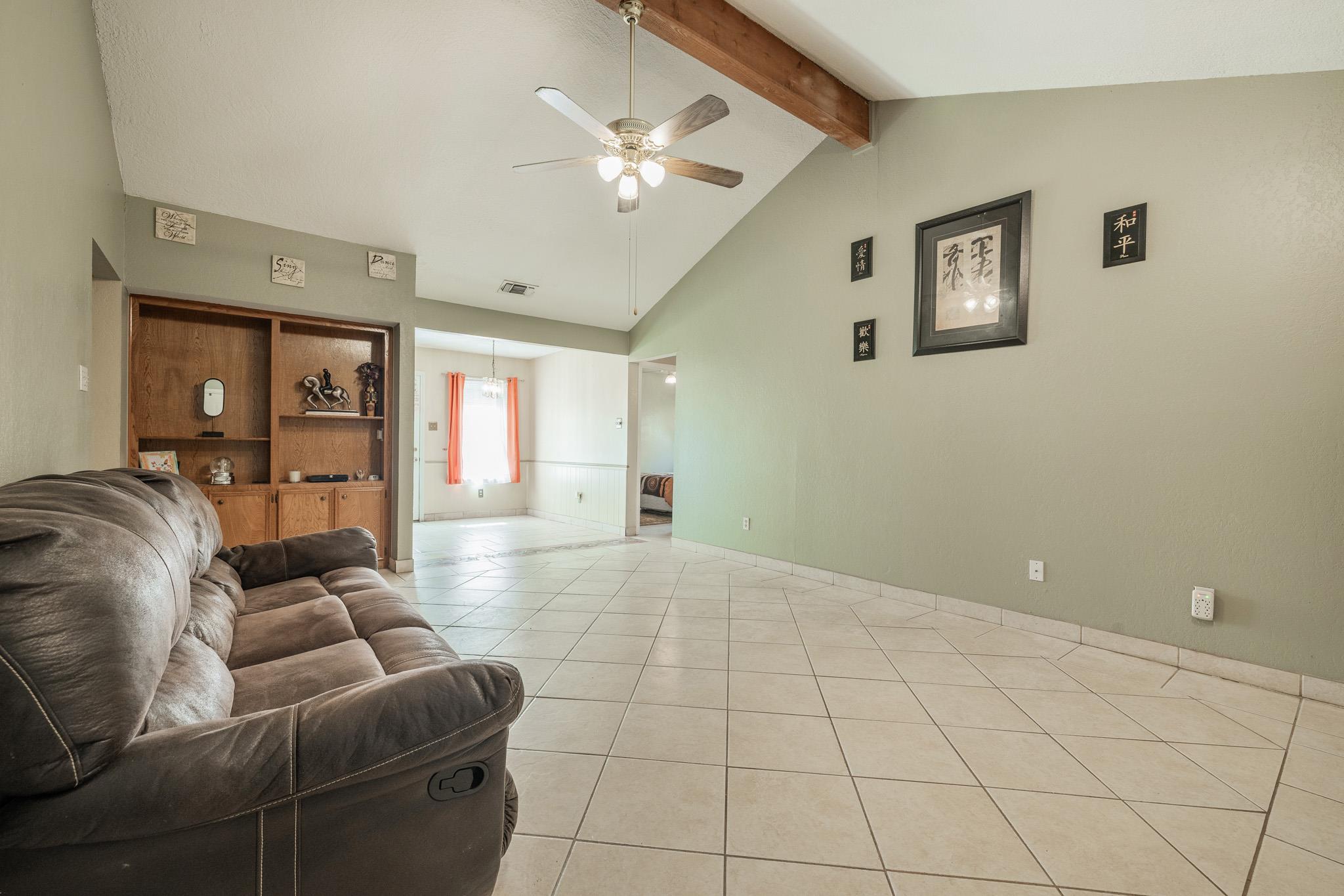 1713 Parkside CIR — photo 4