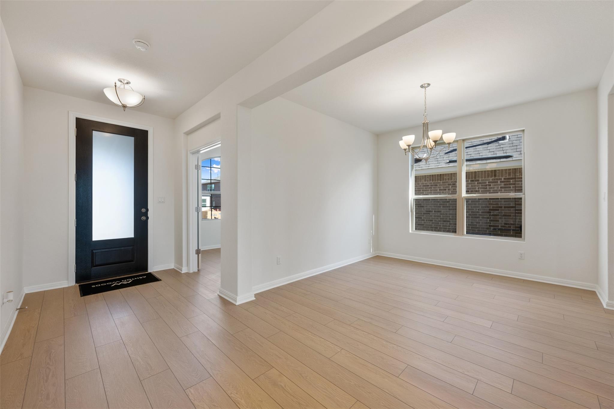 537 Redding WAY — photo 5