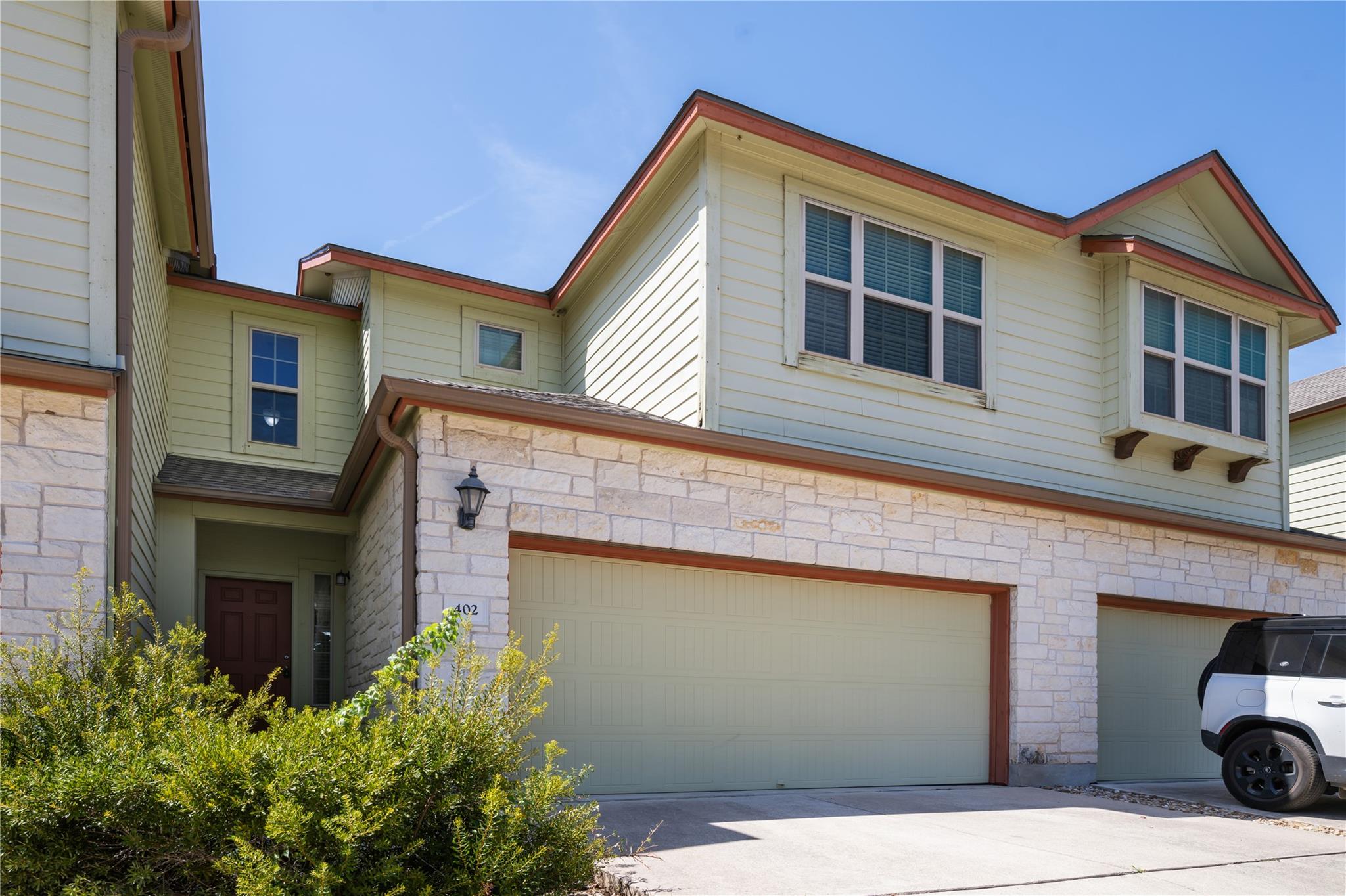 2410 Great Oaks DR