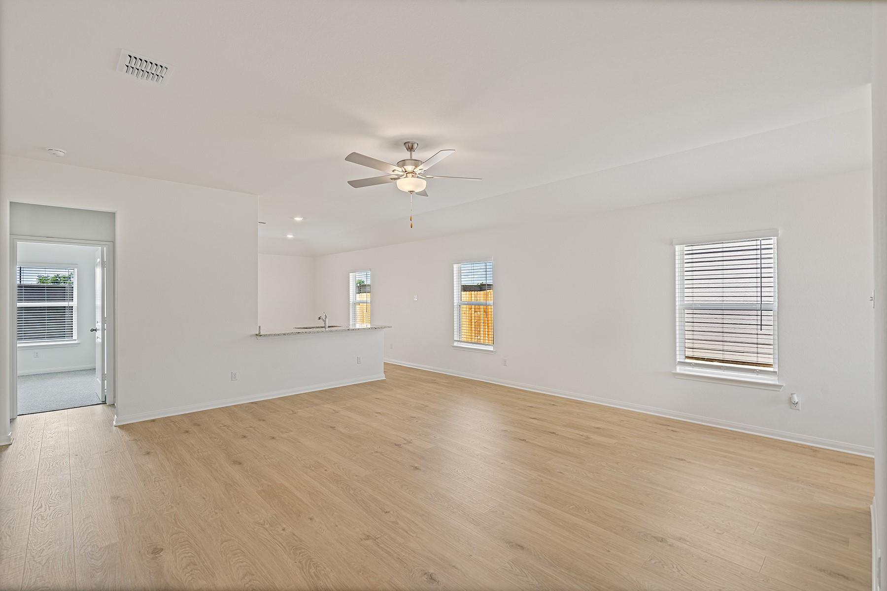 14704 Wahlbergs WAY — photo 5