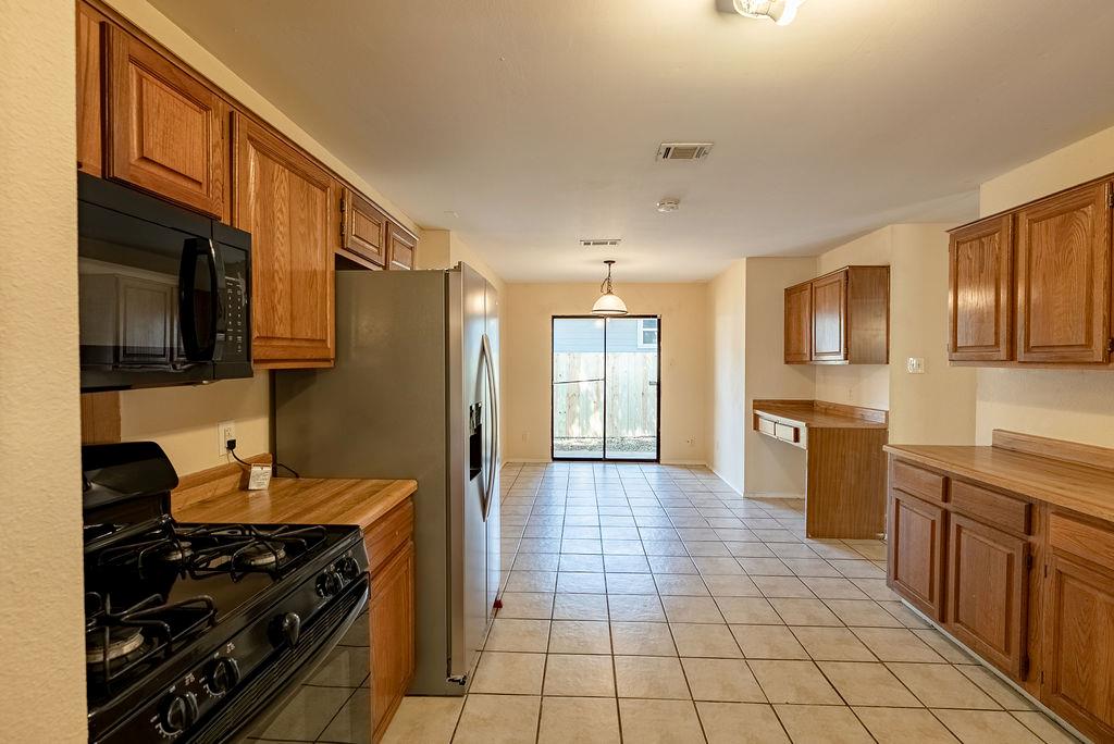 2403 Monarch DR — photo 5