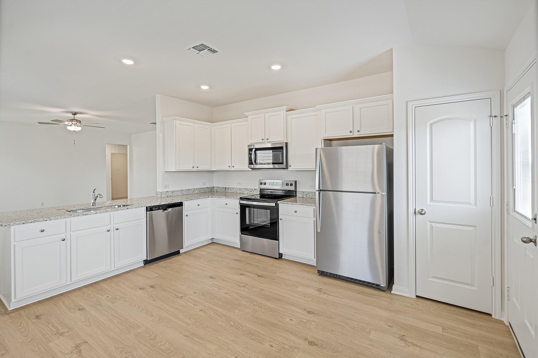14505 Wahlbergs WAY — photo 3