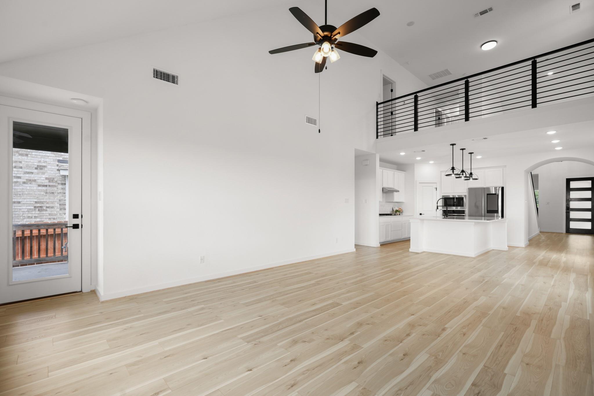 8009 Copper Prairie BND — photo 3