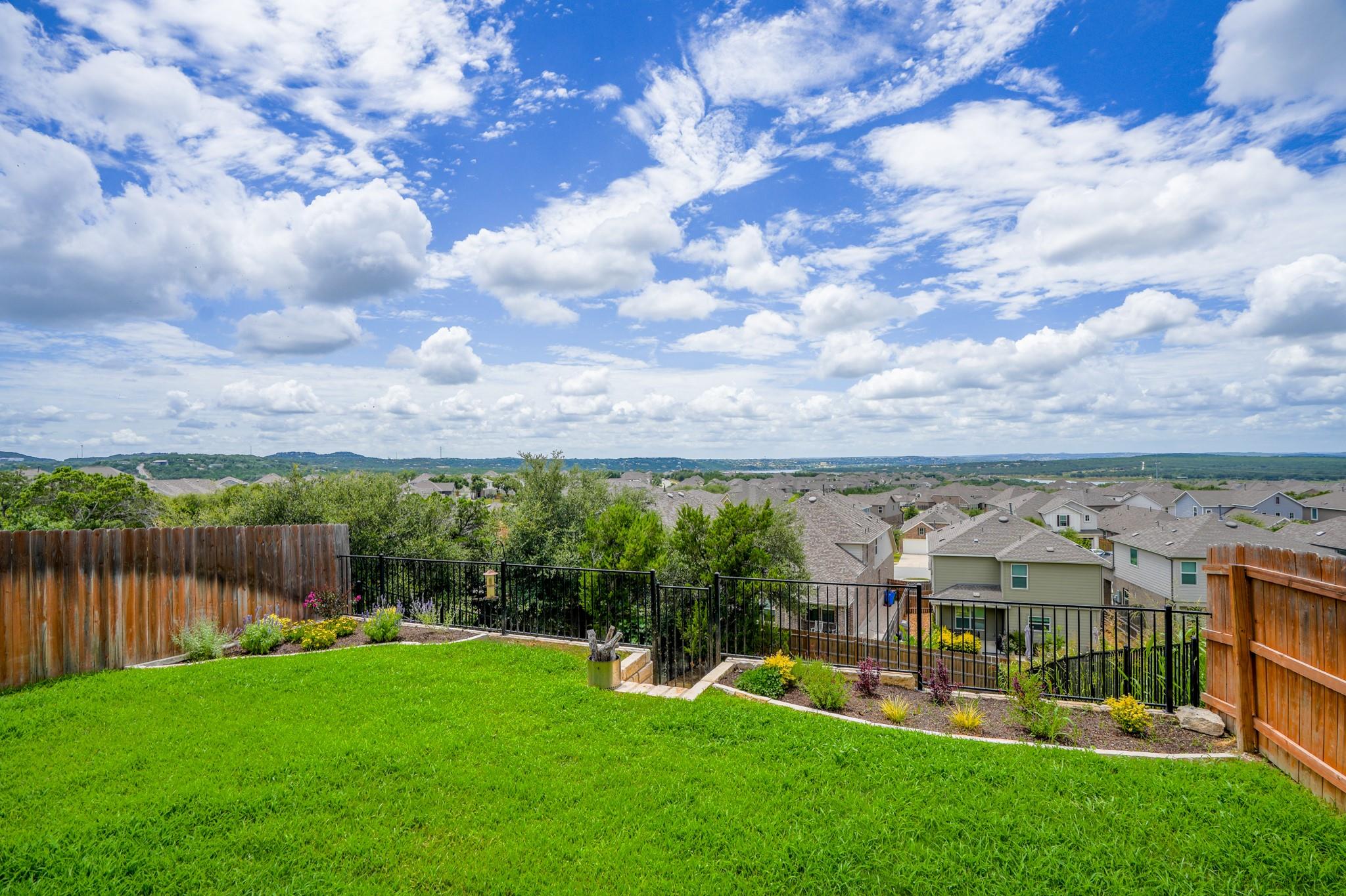 8009 Copper Prairie BND — photo 5