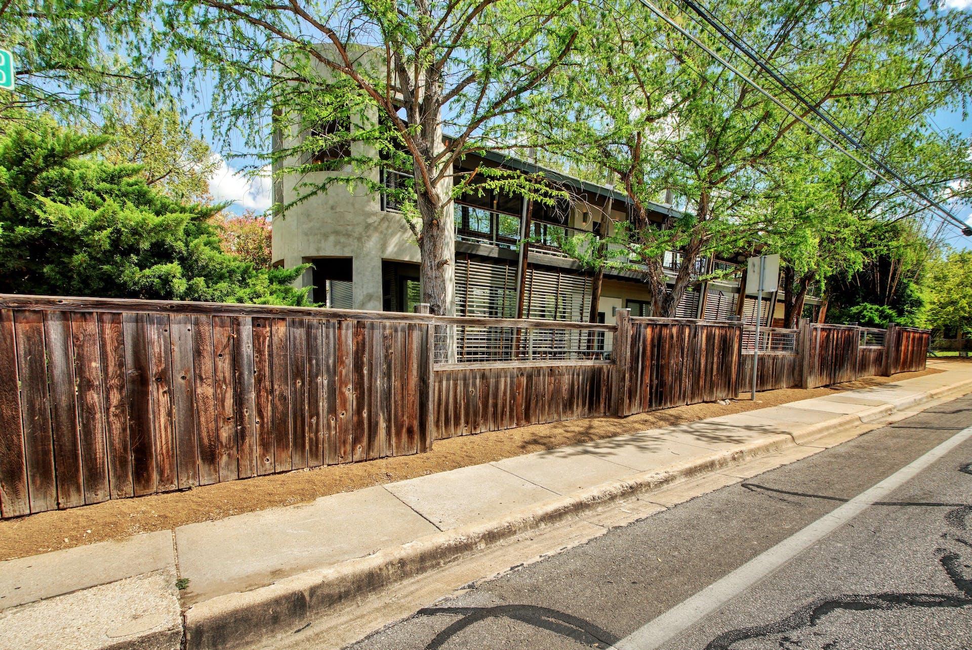 1308 North Loop BLVD #B — photo 3