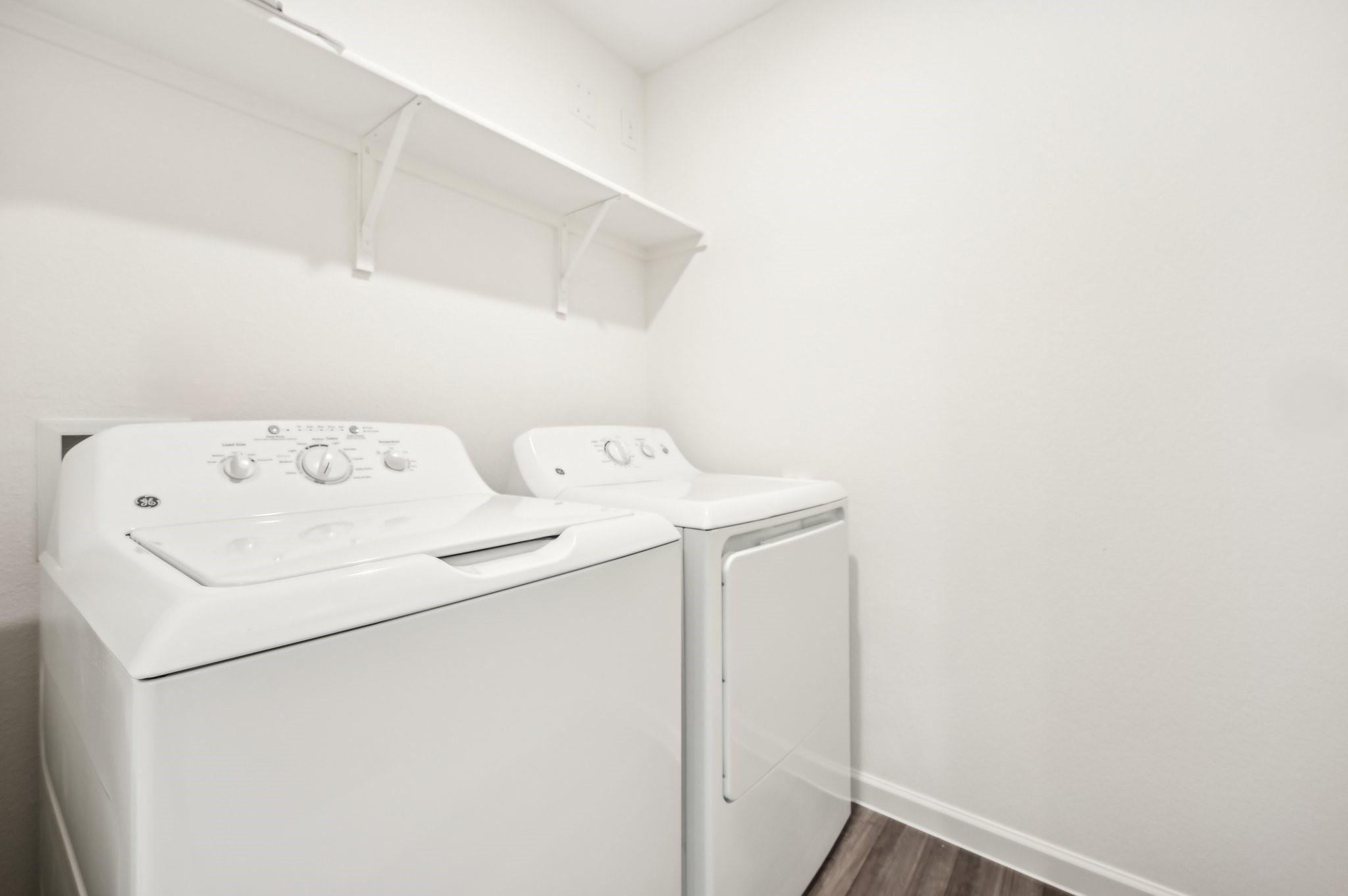 607 Lagoon DR — photo 5
