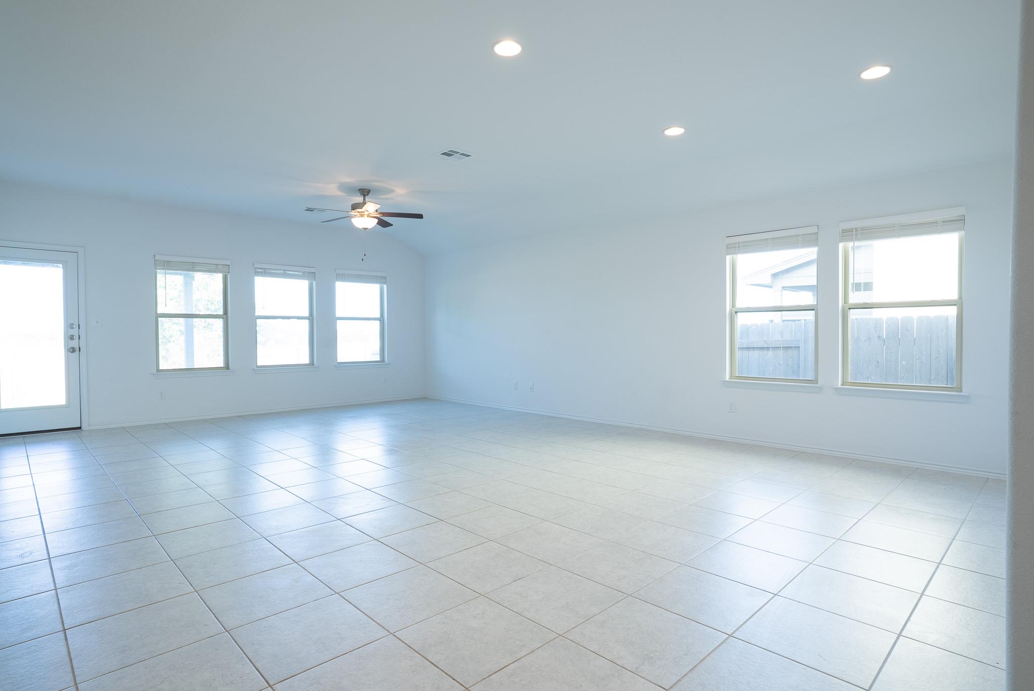 345 Horsemint WAY — photo 4