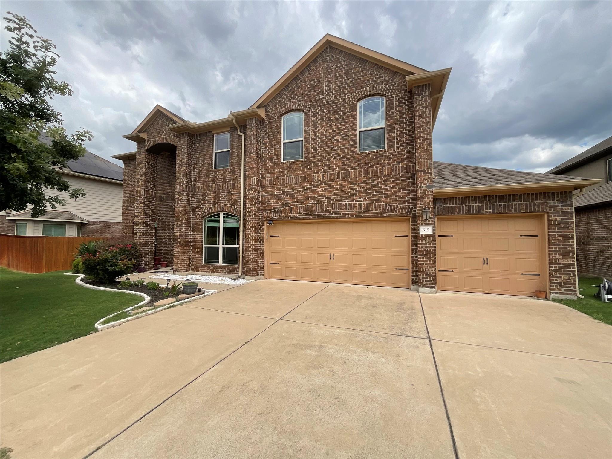 615 Seminole Canyon DR — photo 3