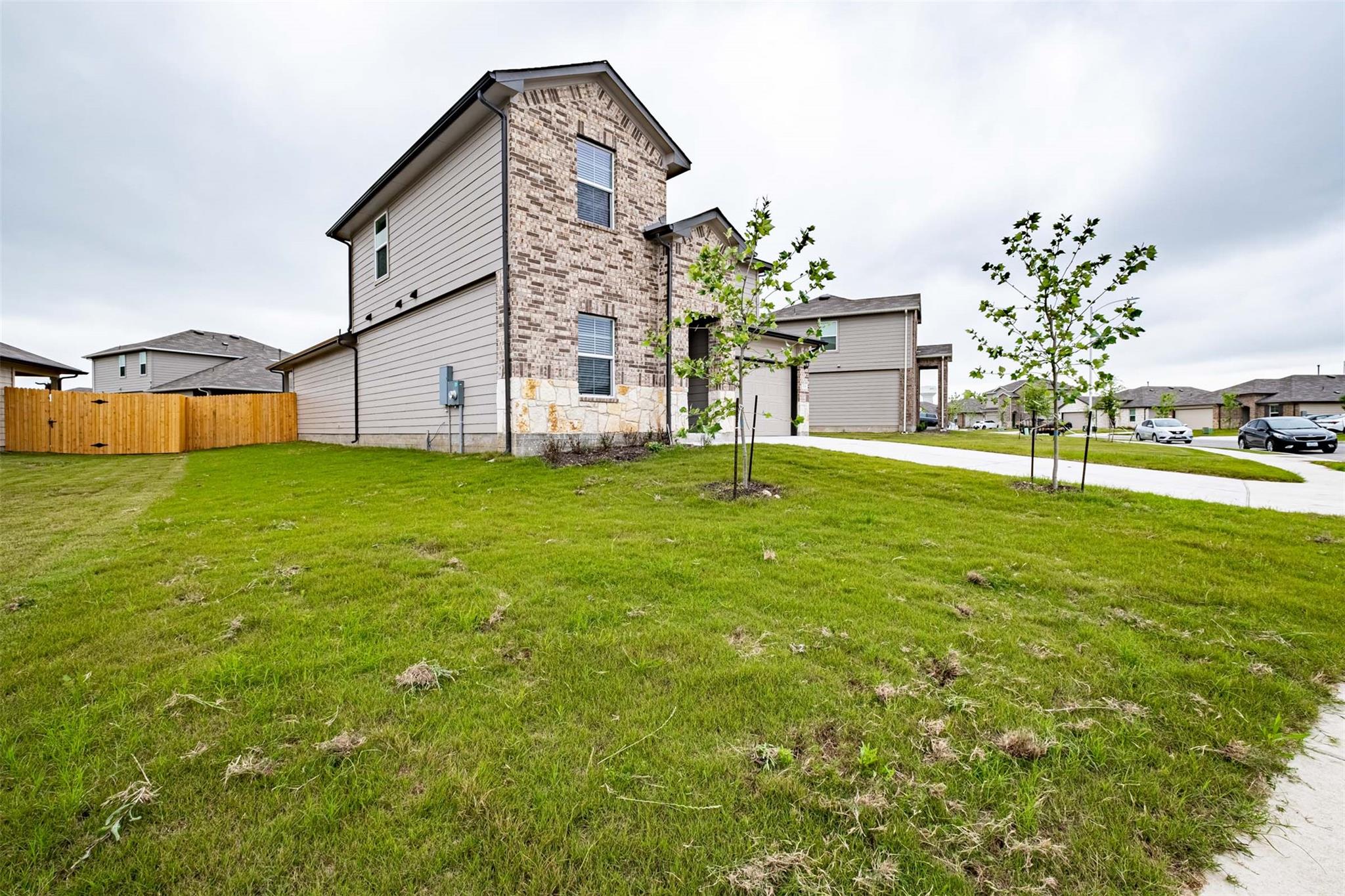 204 Lily Pond TRL — photo 3