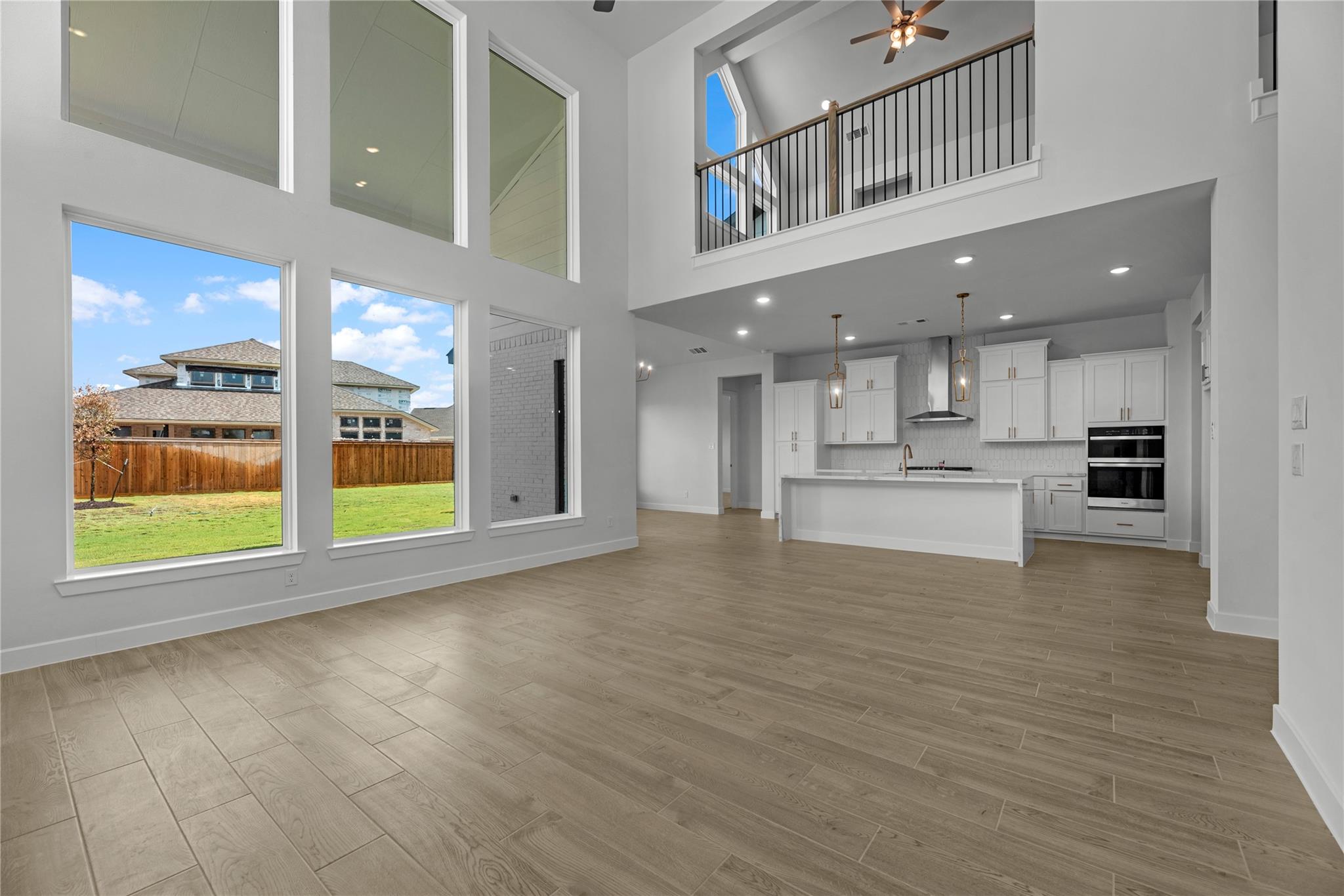 509 Lightstone DR — photo 4