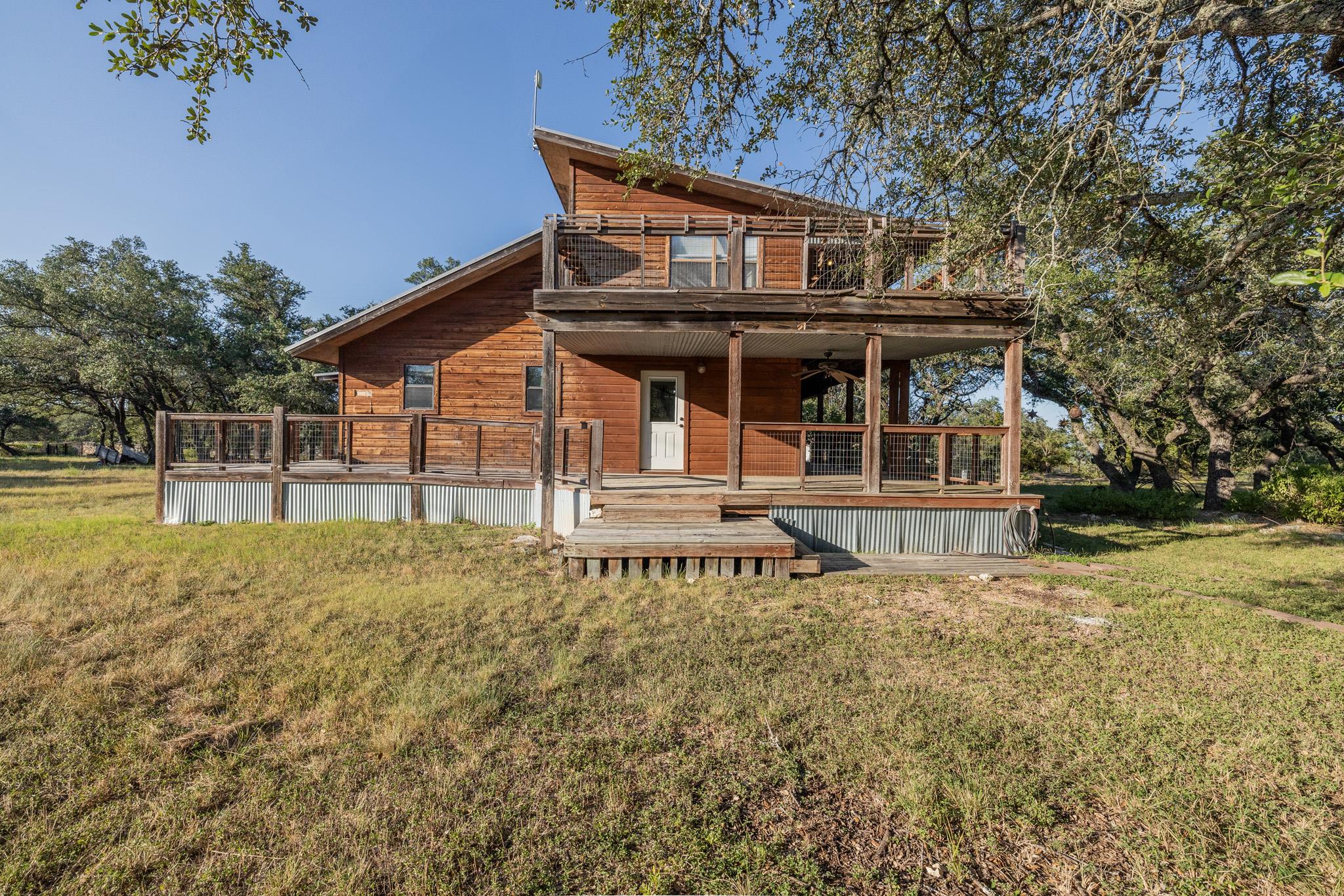140 Mountain Loop DR — photo 4