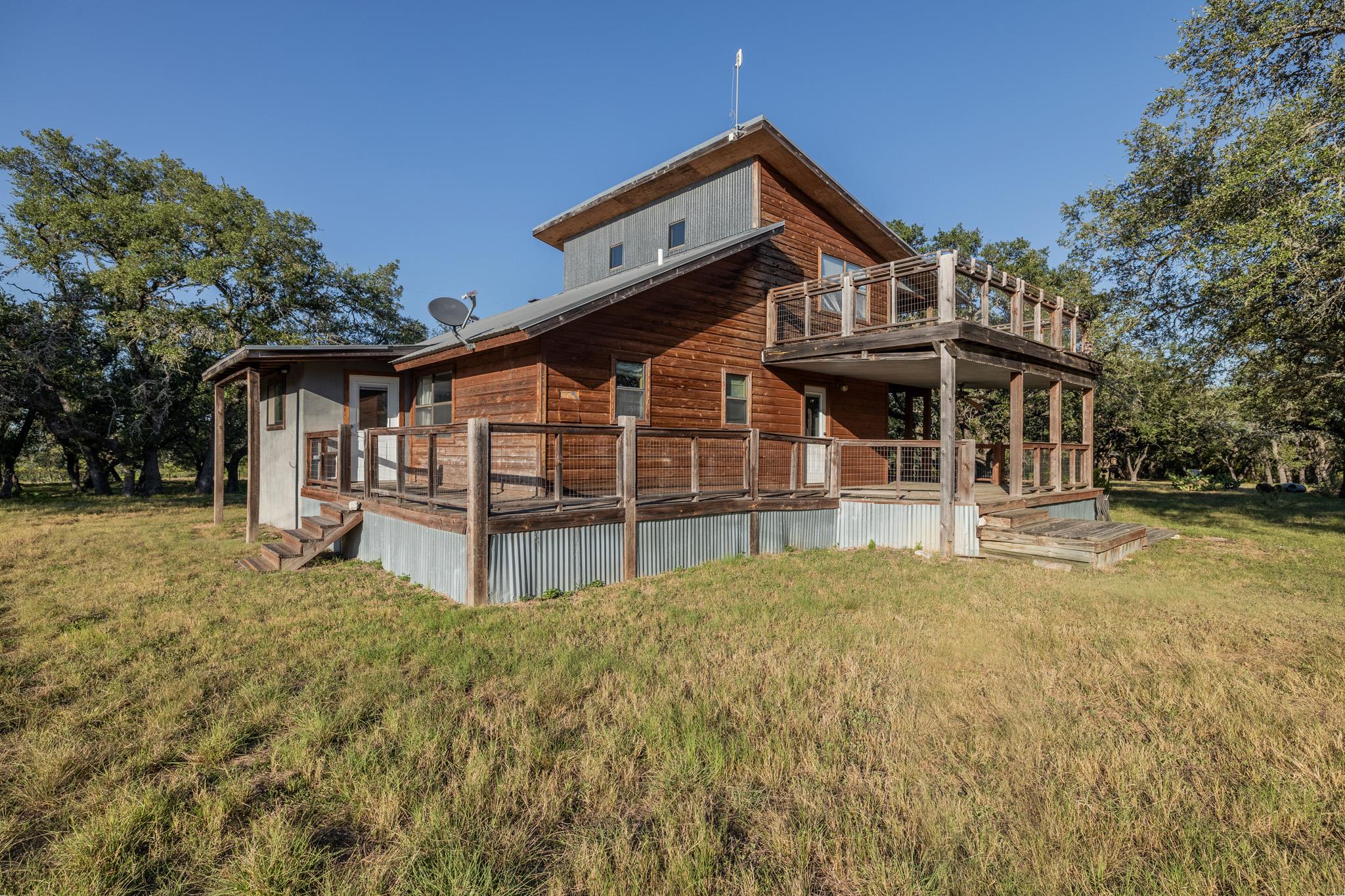 140 Mountain Loop DR — photo 5