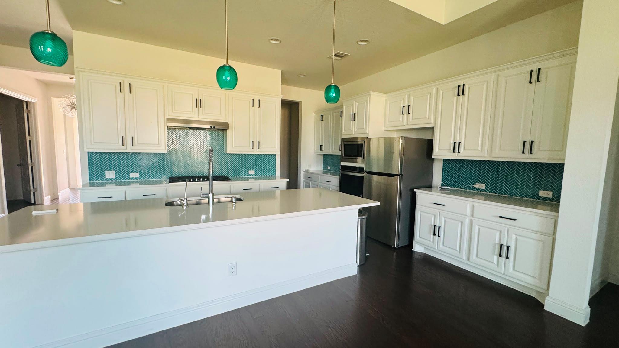813 Palamos DR — photo 5